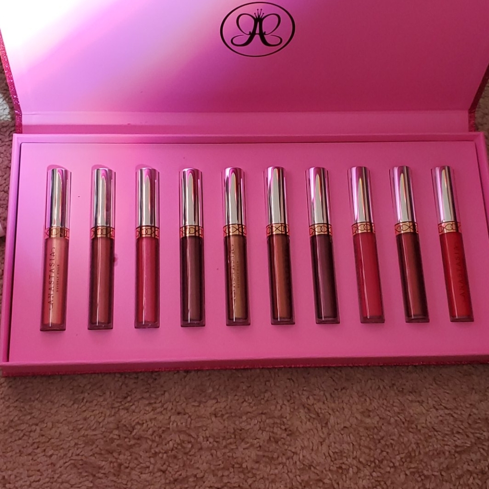 Anastasia Holiday Lip Bundle